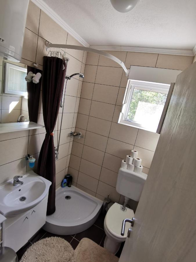 Apartman Selma Vinine Exterior photo
