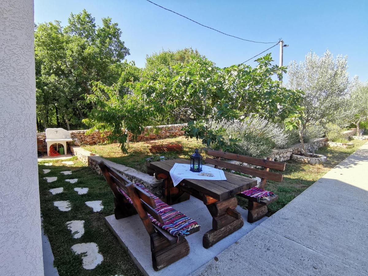 Apartman Selma Vinine Exterior photo